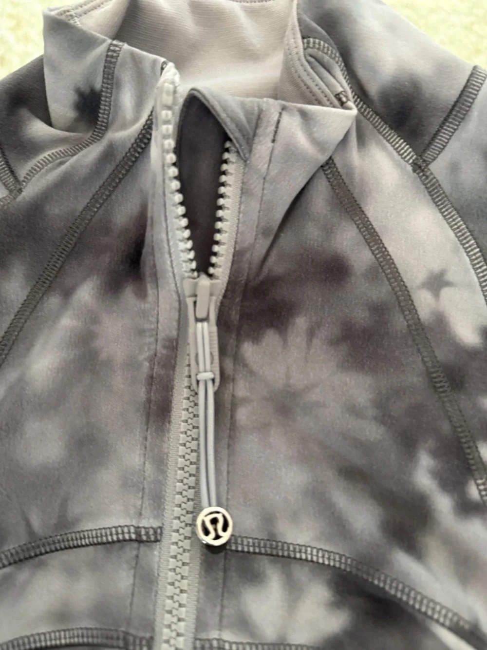 Lululemon Define Jacket Nulu Heathered Floral Print Athletic Athleisure 4 NWT - Picture 4 of 9